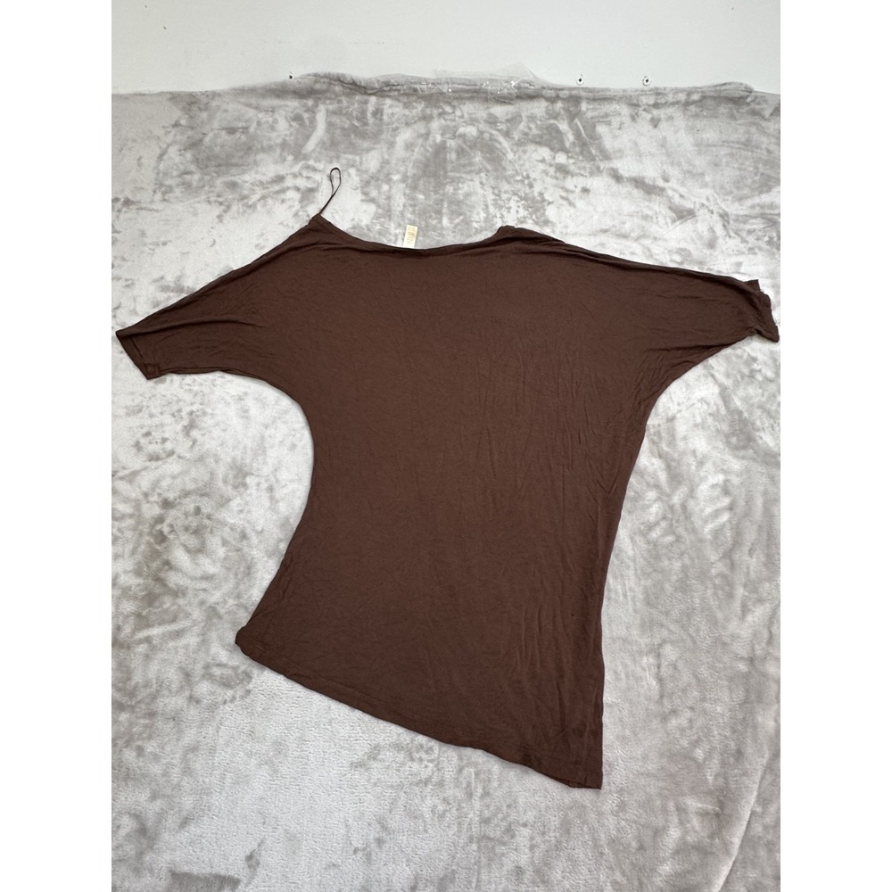 Ambiance Apparel Blouse Women's Size Large Brown Asymmetrical 1/2 Sleeve - Picture 3 of 5